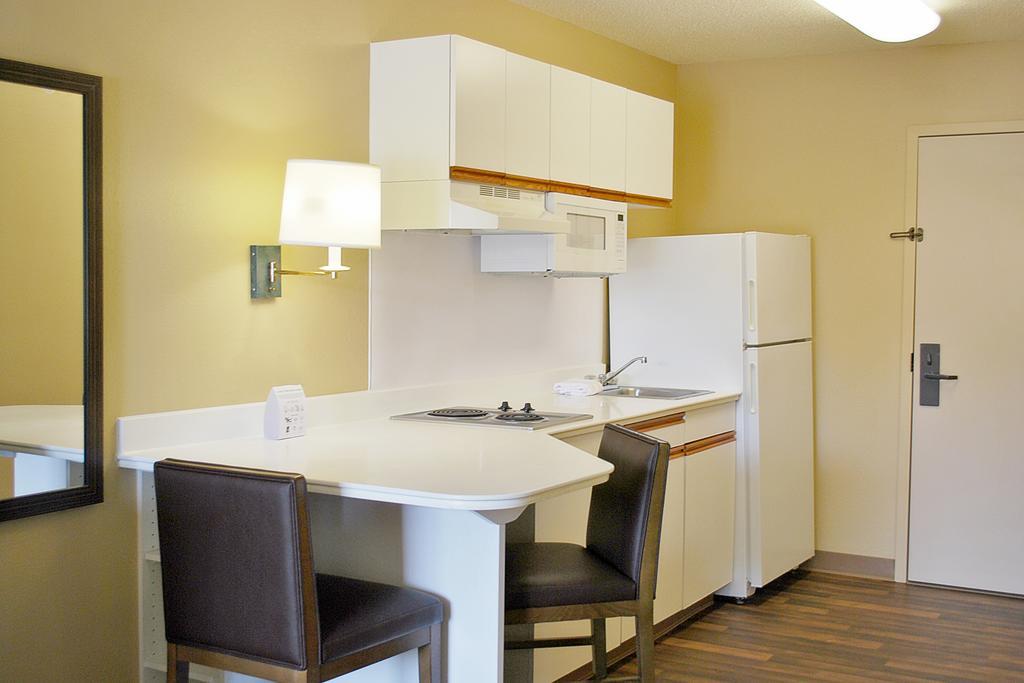 Extended Stay America Select Suites - Jacksonville - Baymeadows Exterior foto